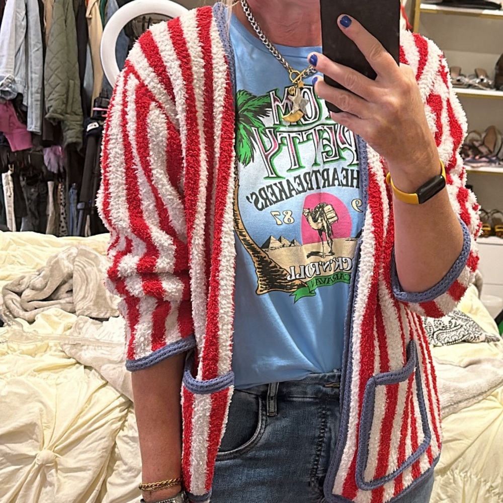 POL Red and White Striped Rose Cardigan - Picture 5 of 15